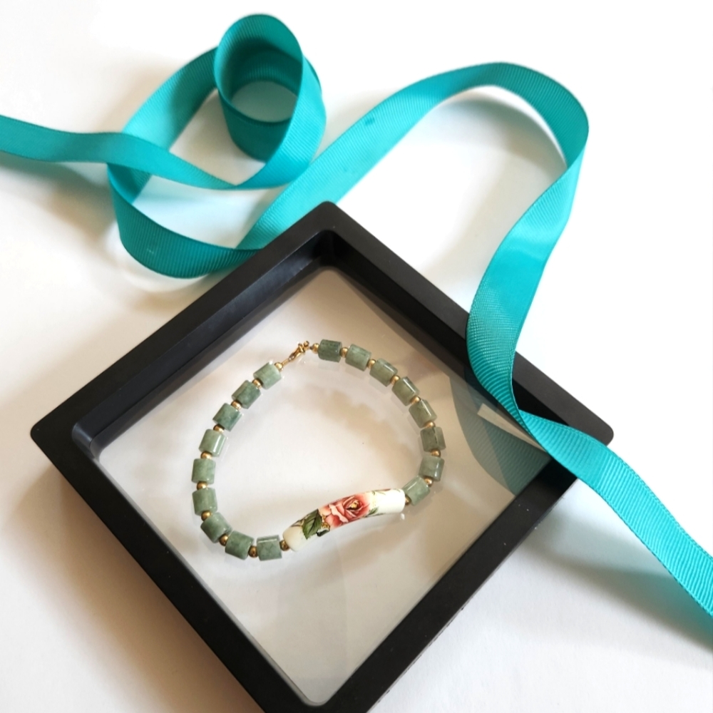 jade bracelet 💕
